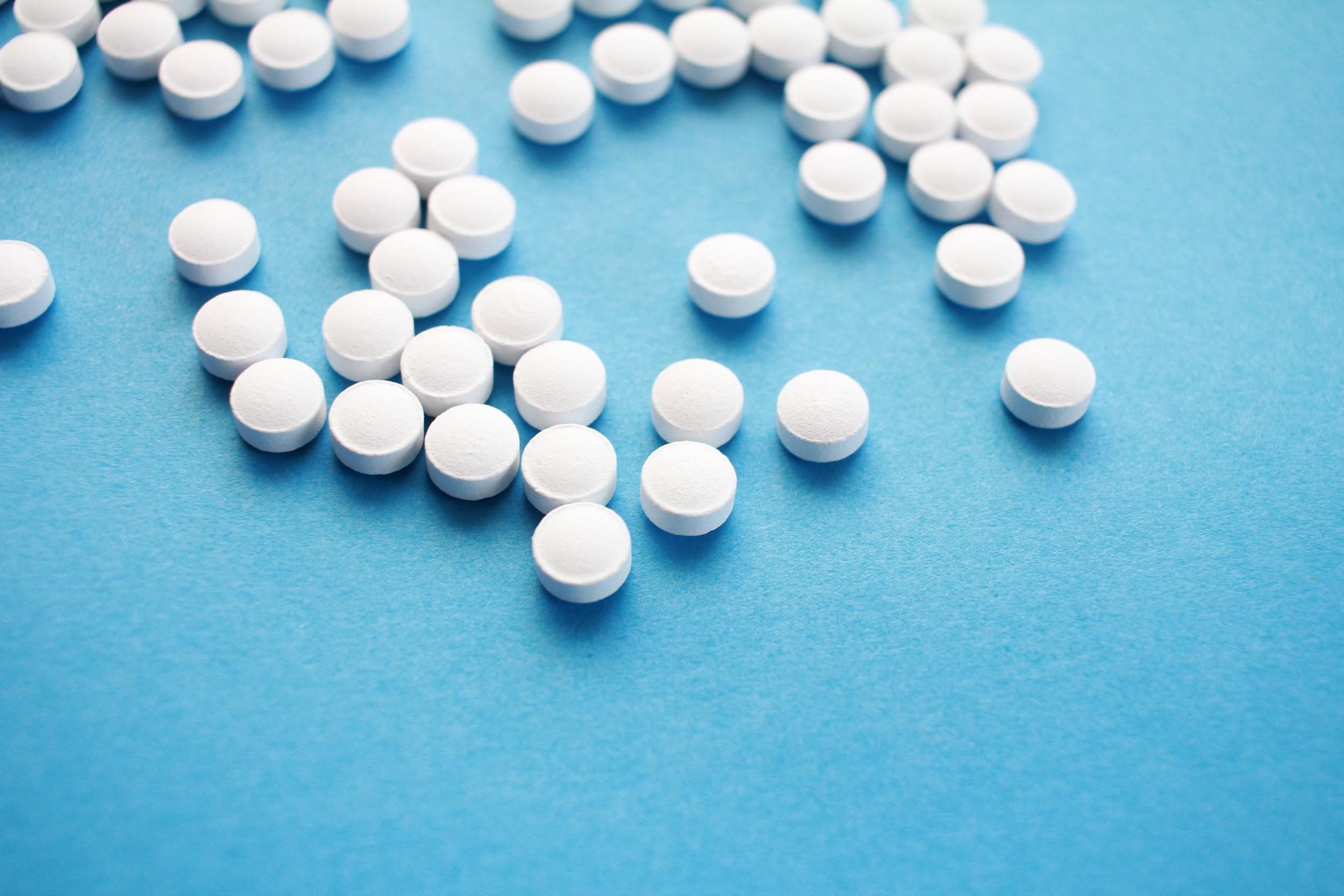 Azor (Amlodipine and Olmesartan): The Basics, Dosage, Side Effects, and Others