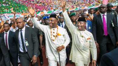 Akwa Ibom Set to Host Vice President  As part of the activities marking the 34th anniversary of Akwa Ibom State, the Government of the State is set to receive the Vice President of Nigeria, Yemi Osinbajo, tomorrow. Information Guide News In a report filed by THIS DAY, the Vice President will commission the 21 Storey Dakkada Towers at the state capital and Dakkada Luxury Estate in Uruan Local Government Area of the State. Read Other Top News: Akwa Ibom: Angry Youths Block Roads in Uyo Soldier Defrauds Rice Seller in Lagos 11 Prison Inmates Released Govt Distributes ECOWAS Relief Materials In Jigawa This announcement have been made by the Commissioner for Information and Strategy, Ini Ememobong while briefing Journalist at the state capital. Jamb Results Barr. Ini Ememobong said this year’s anniversary shall be a low-key due to the need to adhere to COVID-19 guidelines. Check and Confirm: How much is Dollar to Naira Today