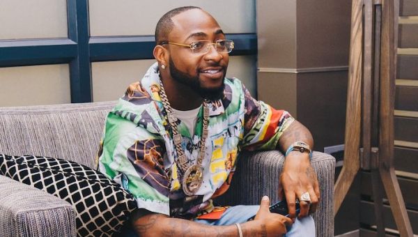Davido doles out N237m to 424 orphanages