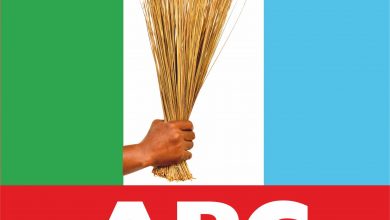 APC presents flags to 41 candidates in Oyo