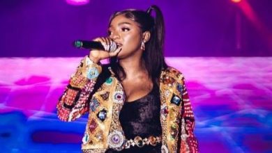 Simi announces her first single of 2023 titled 'Stranger'