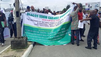 Akwa Ibom Teachers Embark On Indefinite Strike