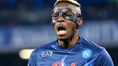 Osimhen snubs Napoli teammates after arriving team's hotel