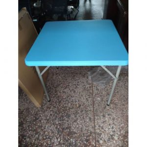 BLUE FOLDING PLASTIC SQUARE TABLE