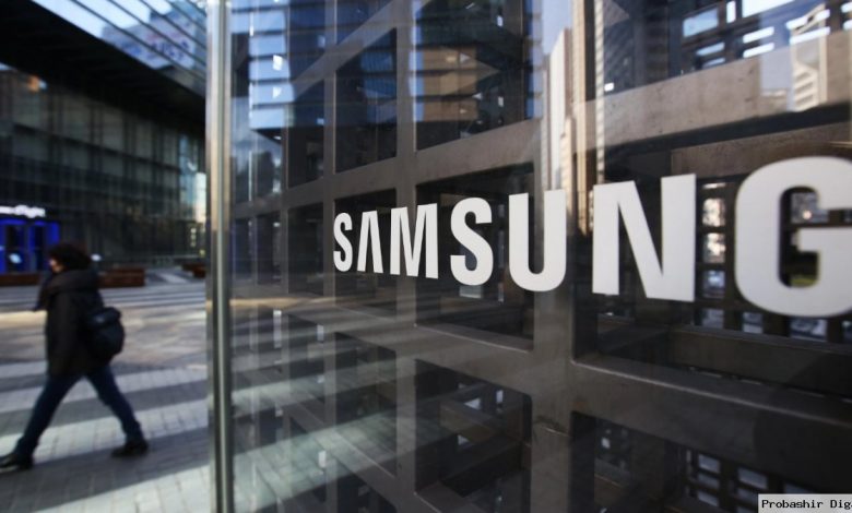 Samsung warns of 32% hit to profits on chip slump