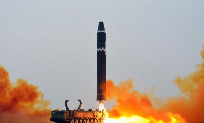 North Korea fires rockets in warning over US