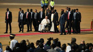 Pope Francis arrives in South Sudan 