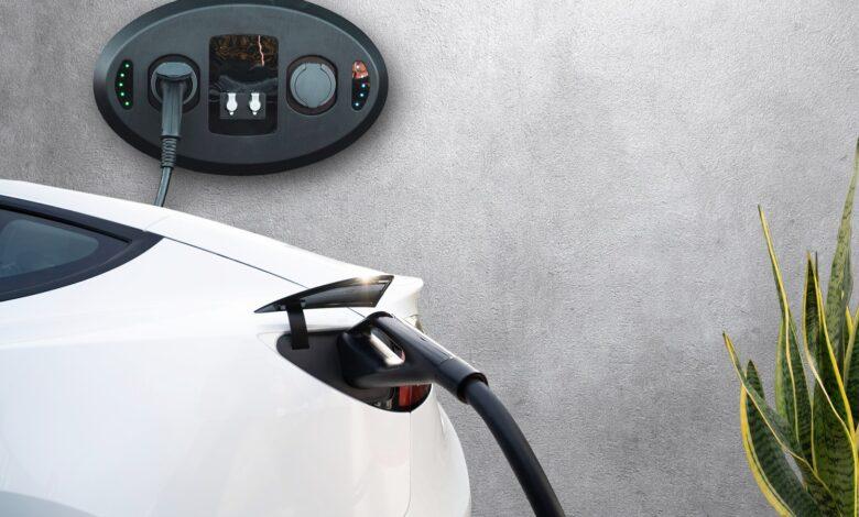 Tesla Reveals Unlimited Overnight Charging Plan And Wireless Car Charger