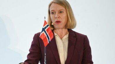 Norway expels 15 Russian envoys