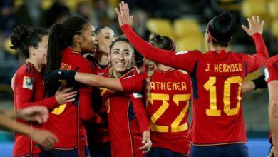 World Cup: Spain sweep aside Switzerland to reach last eight