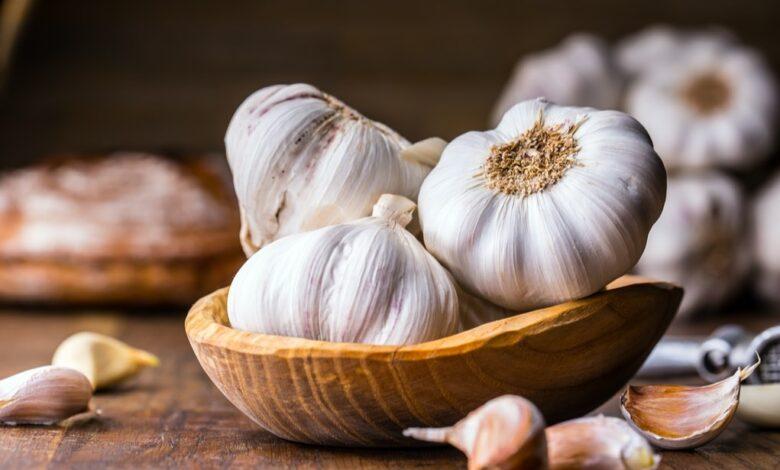 Top 15 Proven Health Benefits of Garlic
