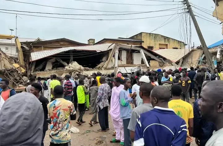 Many trapped in Anambra building collapse