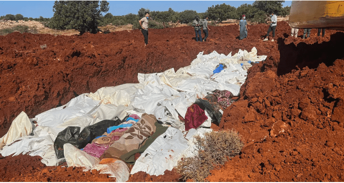 Libya floods kills 6,000, victims buried in mass graves