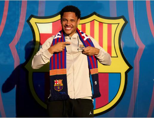Barcelona ace back to his best since Vitor Roque’s arrival